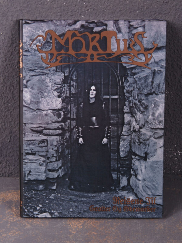 MORTIIS – Reisene Til Grotter Og Odemarker DVD Digi
